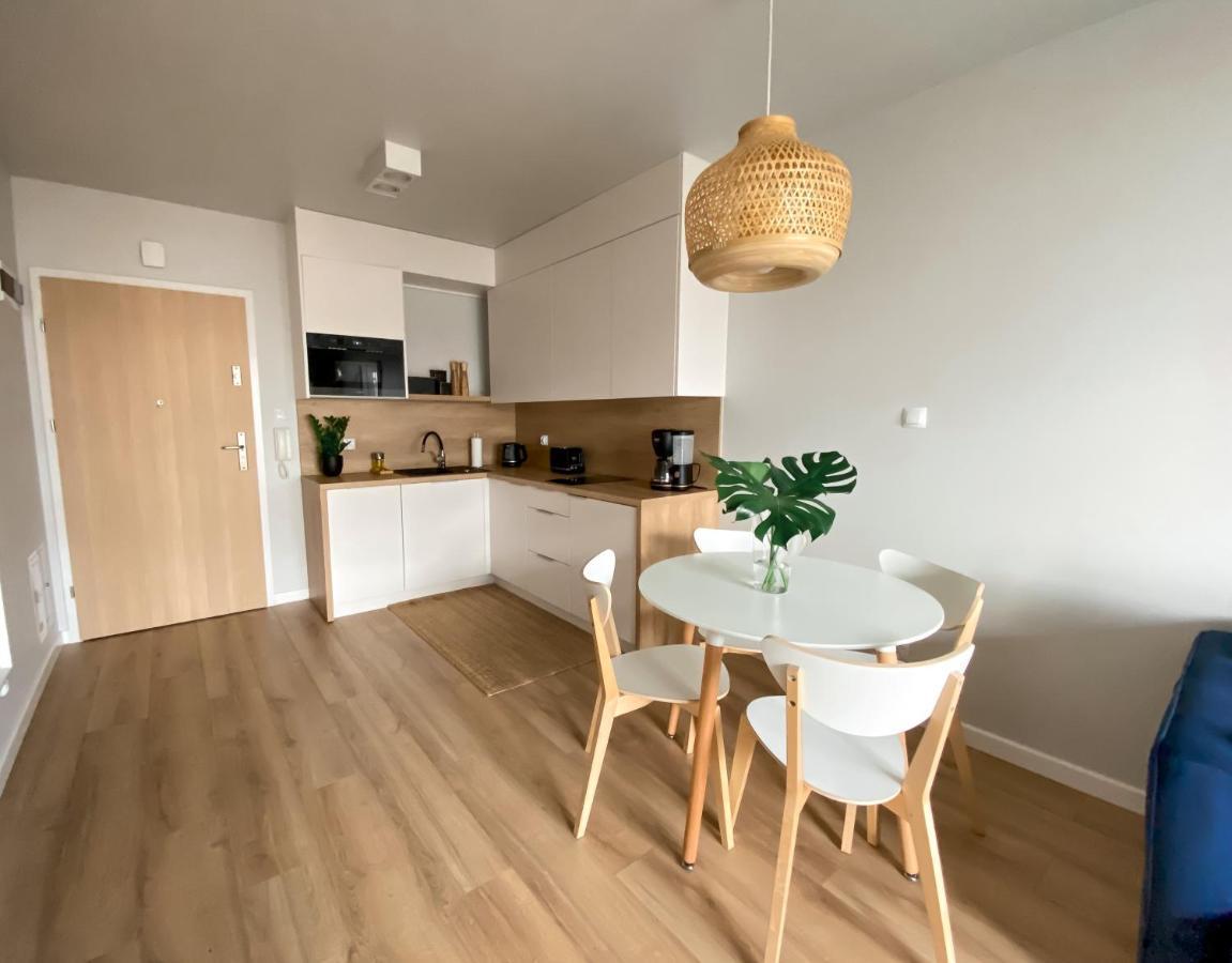 شقة Urokliwy Apartament Haven Nad Morzem+Free Parking كولوبرزيغ المظهر الخارجي الصورة